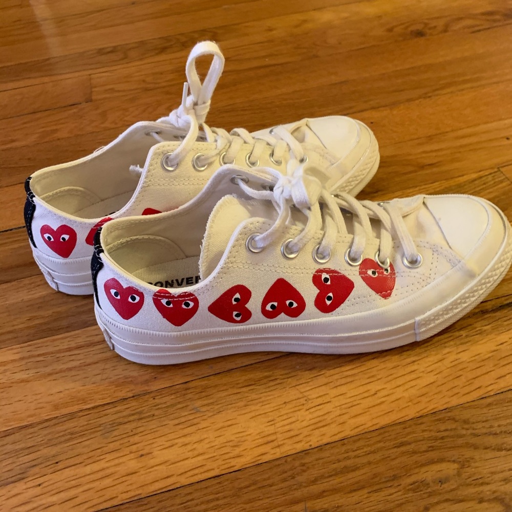 Comme Des Garçons PLAY Converse